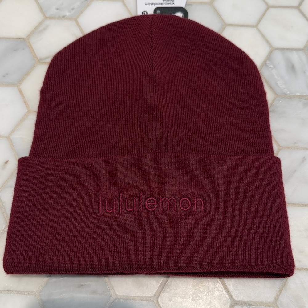 🆕 Lululemon Warm Revelation Beanie Deep Luxe Burgundy Unisex Knit Cap